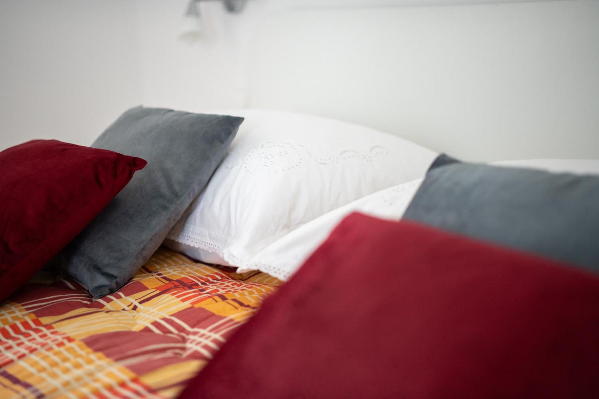 Apartments Biserka Novalja Pokój zdjęcie